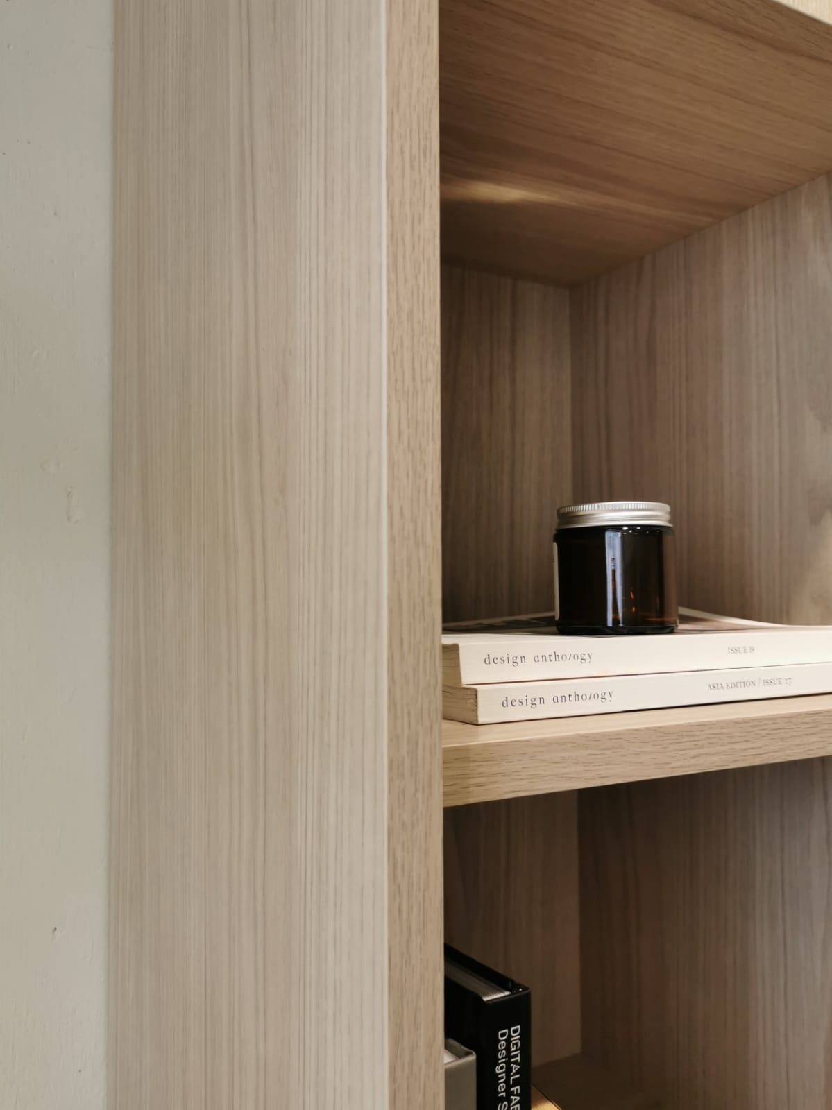 Positive Cabinet 1003A