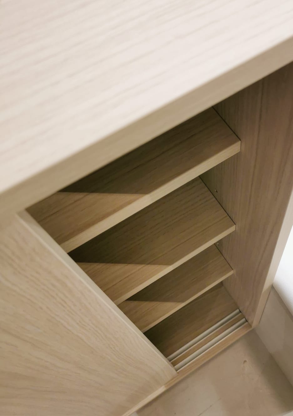 Slide Sliding Doors Cabinet 1068