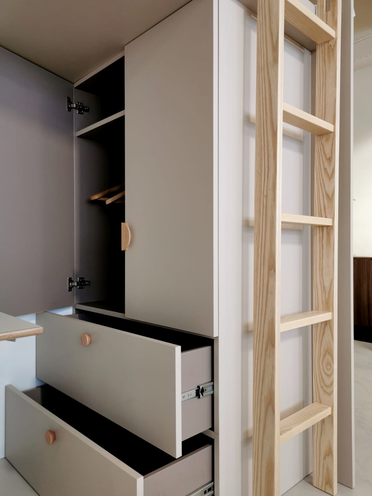 Calm Kid Loft Bed with Wardrobe 2011