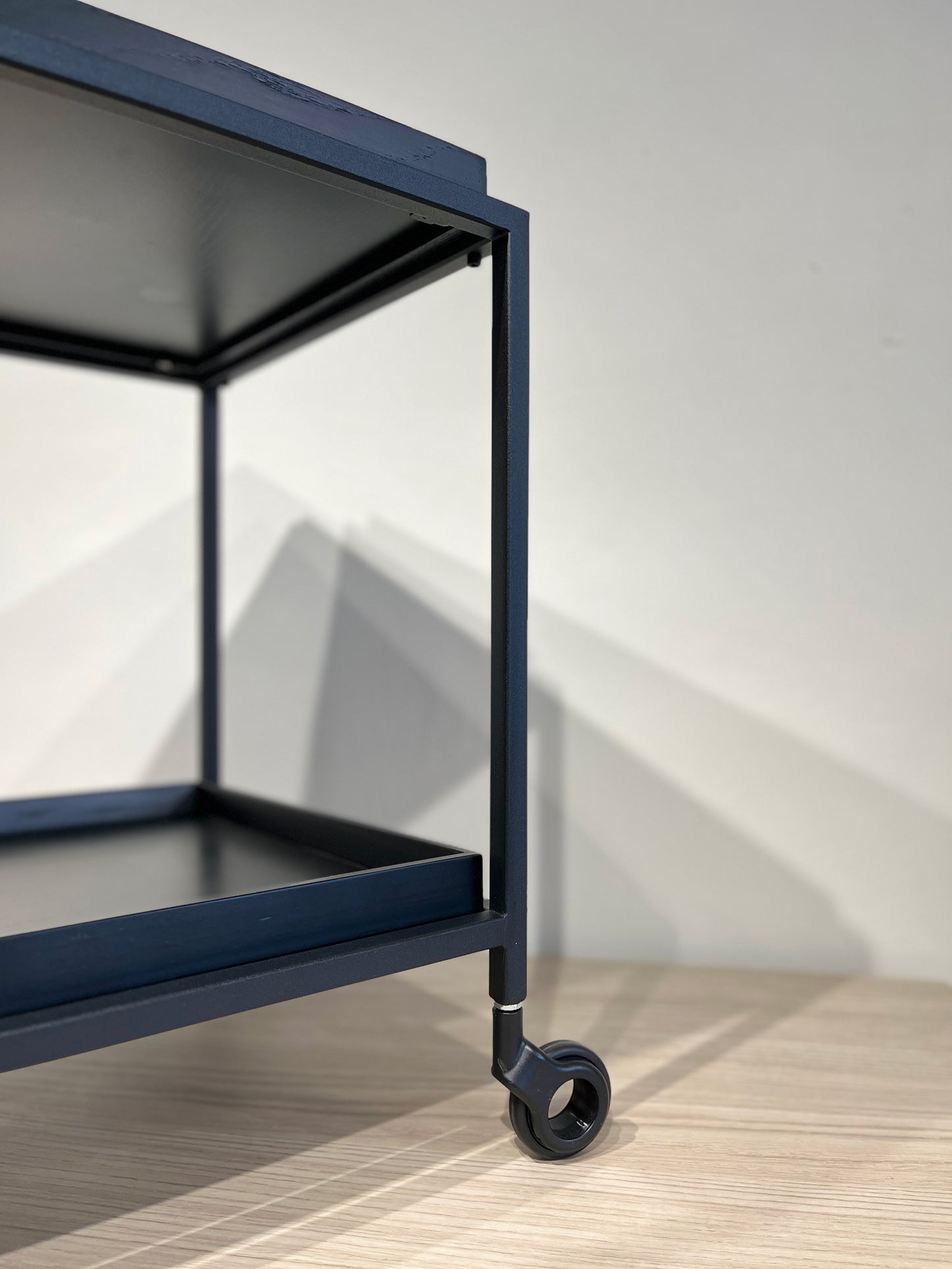Portable coffee table 6007