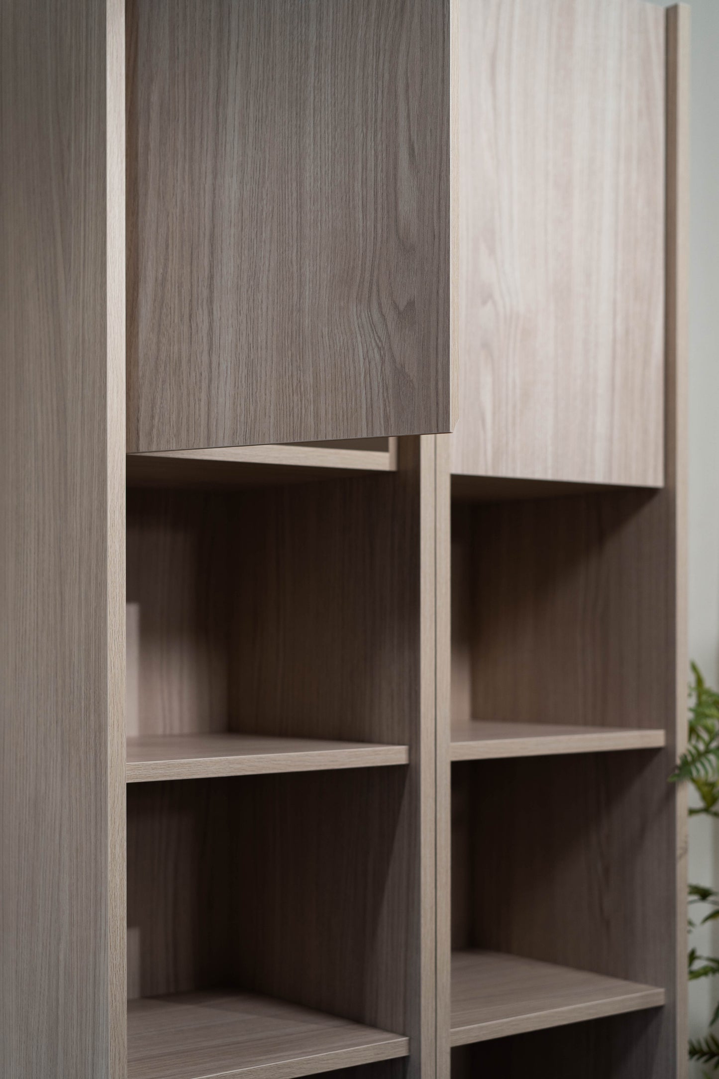 Positive Cabinet 1003A
