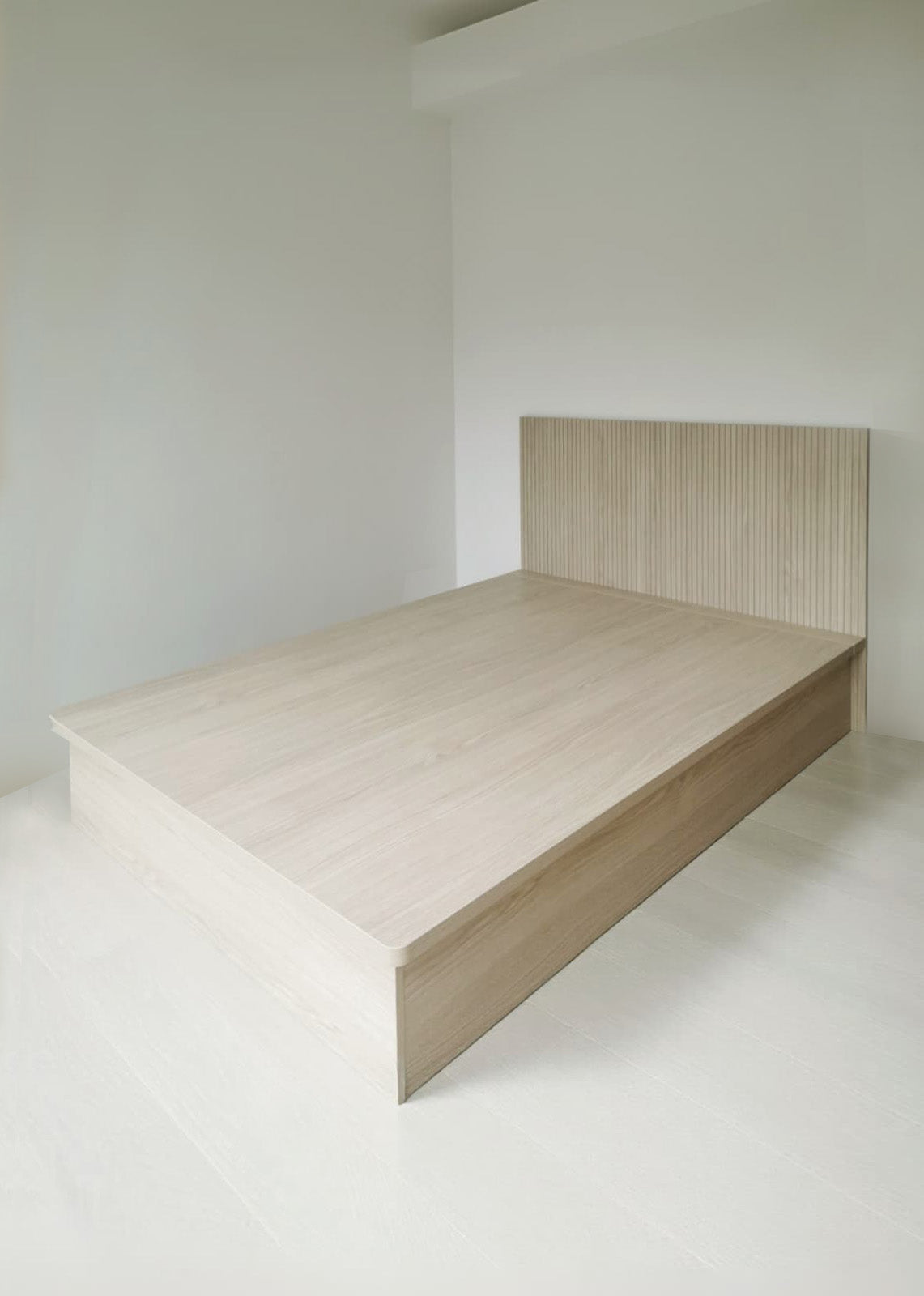 Sloth Slat Panel Hydraulic Bed 2045